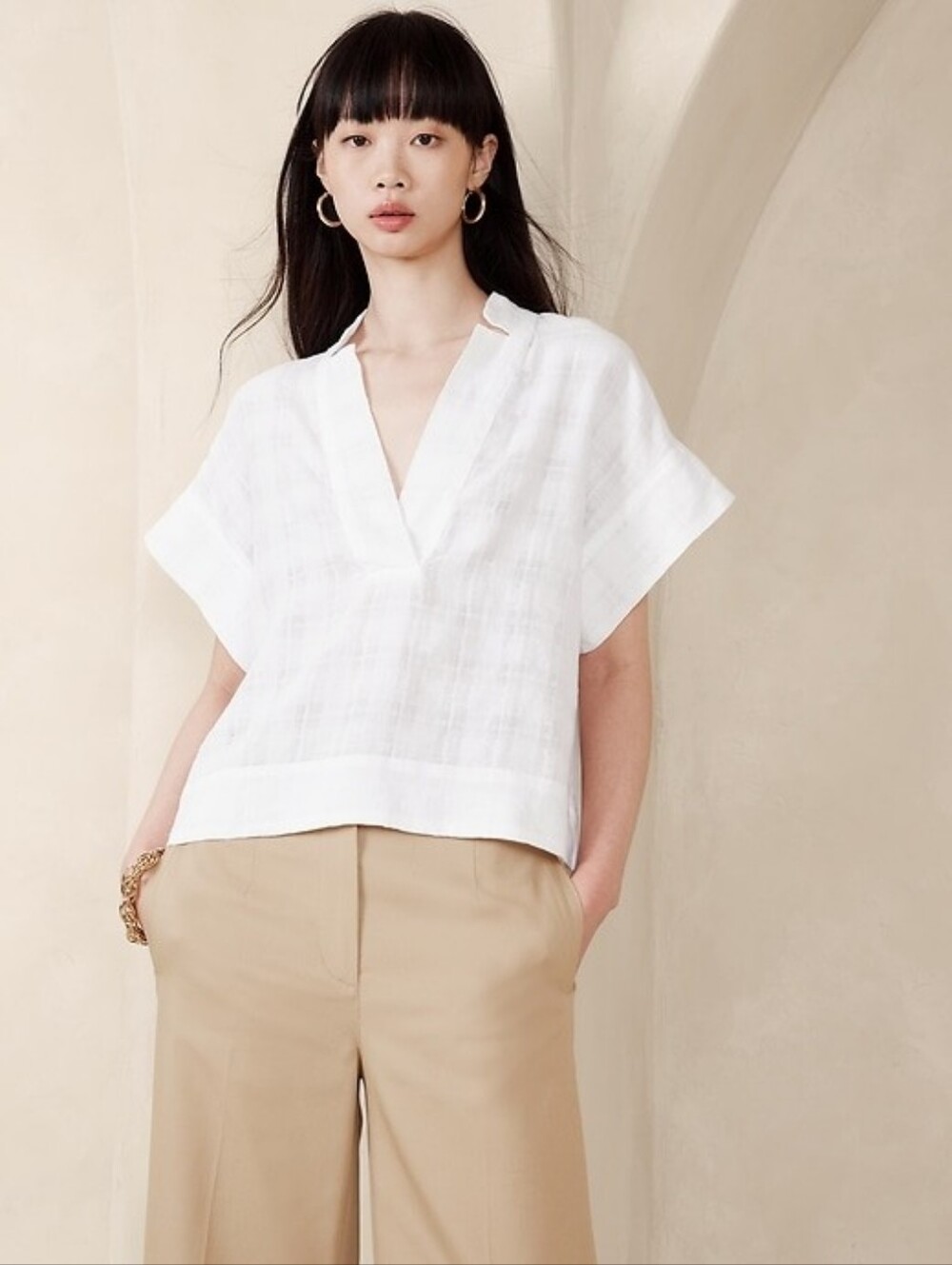 Banana Republic Laurel Linen-Cotton Top White Small V'neck Short Sleeve